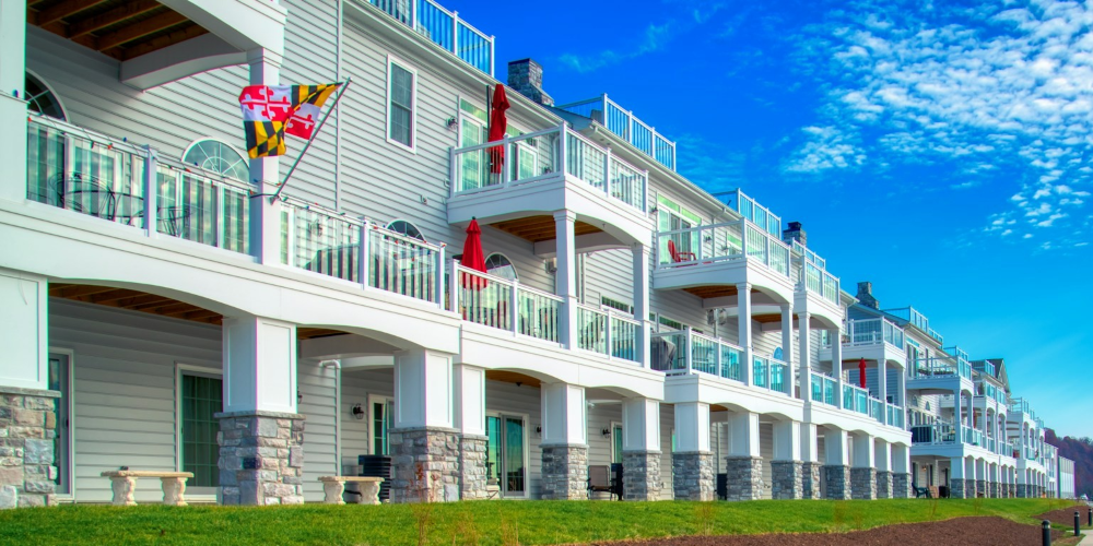 Multifamily Living & HOA